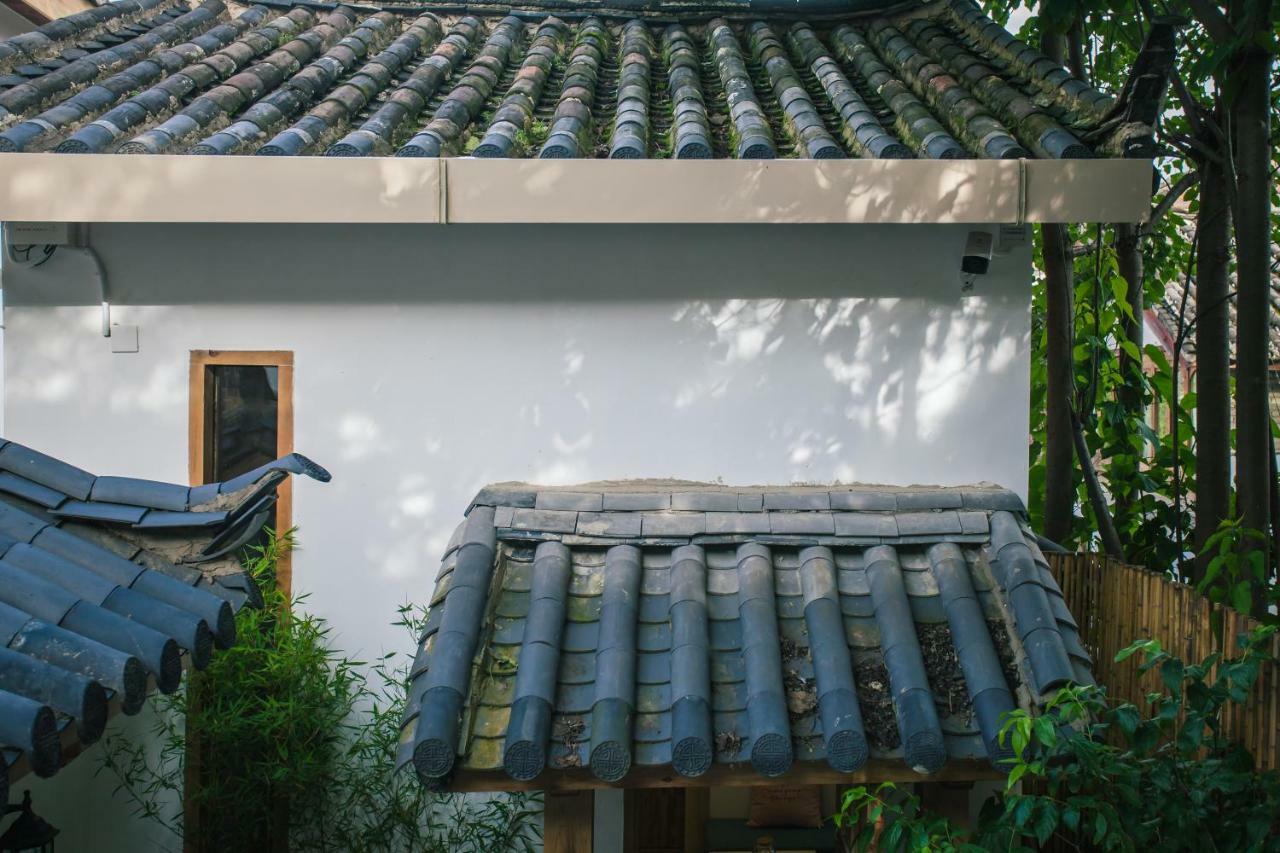 Eden Court Hotel Lijiang  Exterior photo